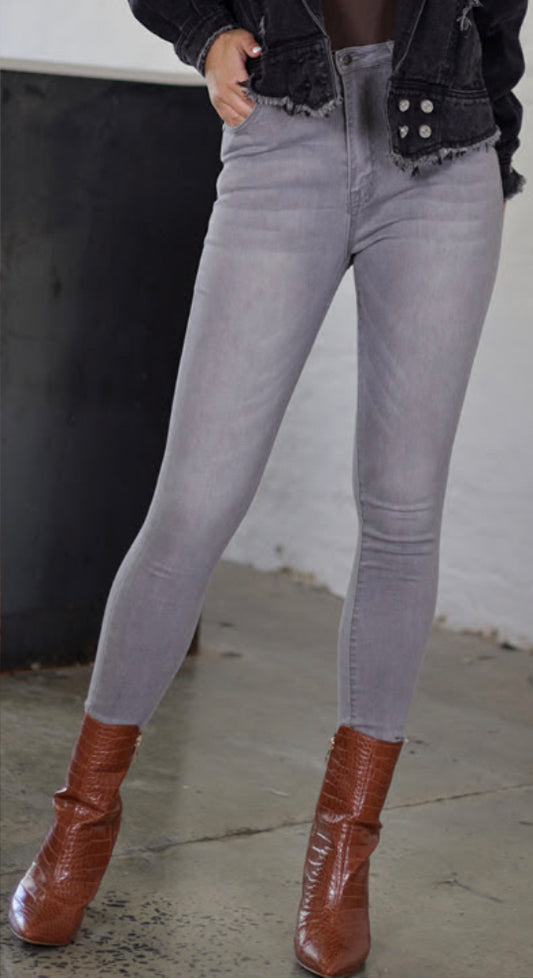 Kendra Stretch Skinny Jean